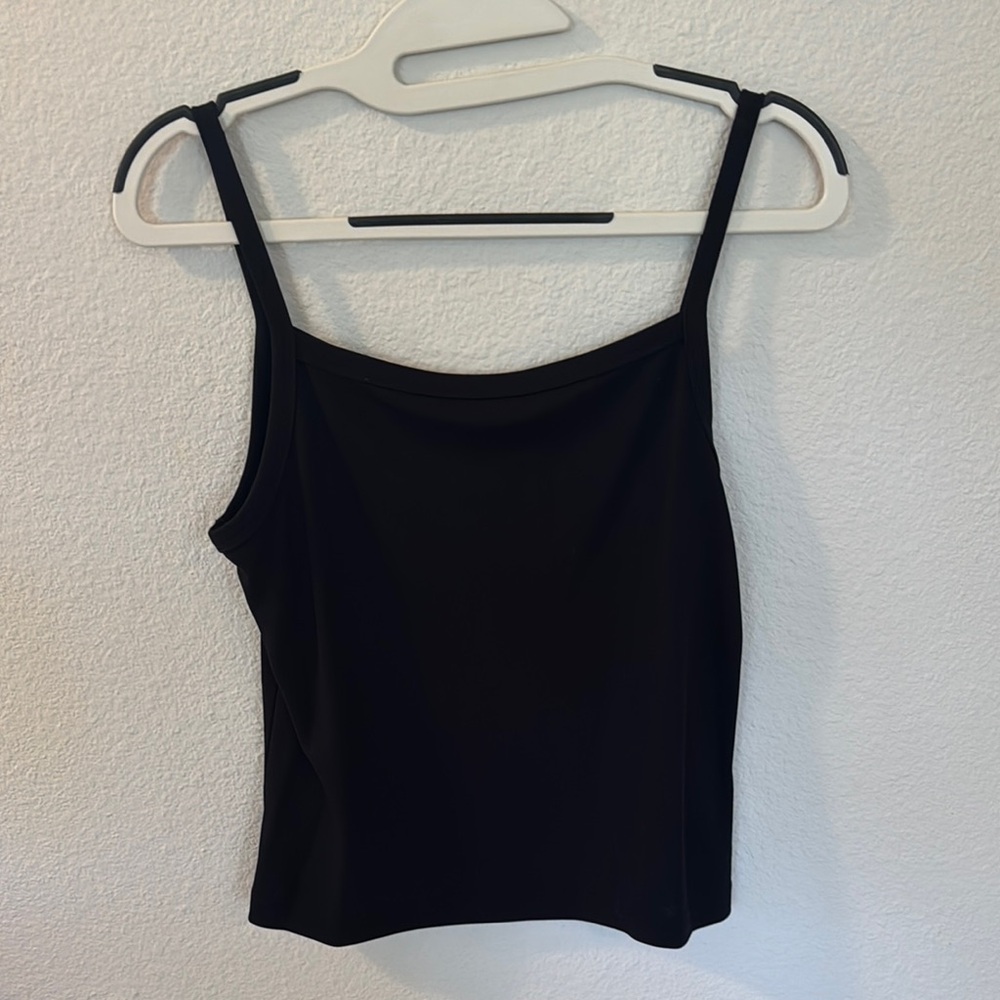 LOFT Black Sleeveless Crop Camisole